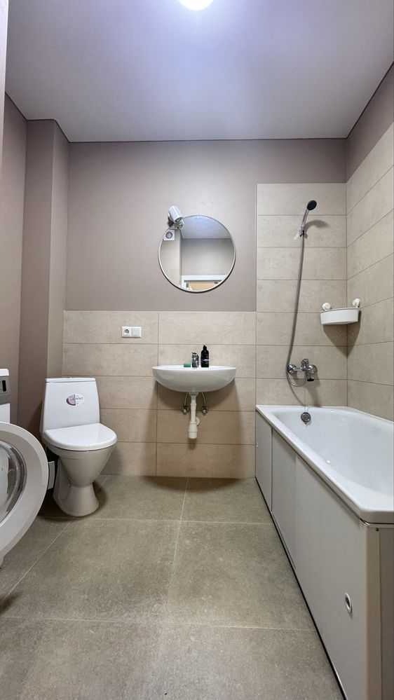 Продаж 2-кімнатної квартири 70 м², Чубинського вул., 8Б