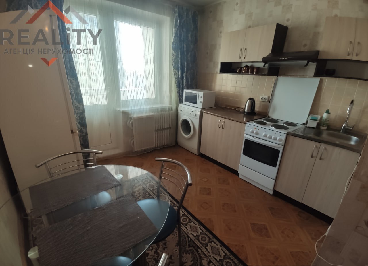 Аренда 1-комнатной квартиры 37 м², Набережная Победы ул.