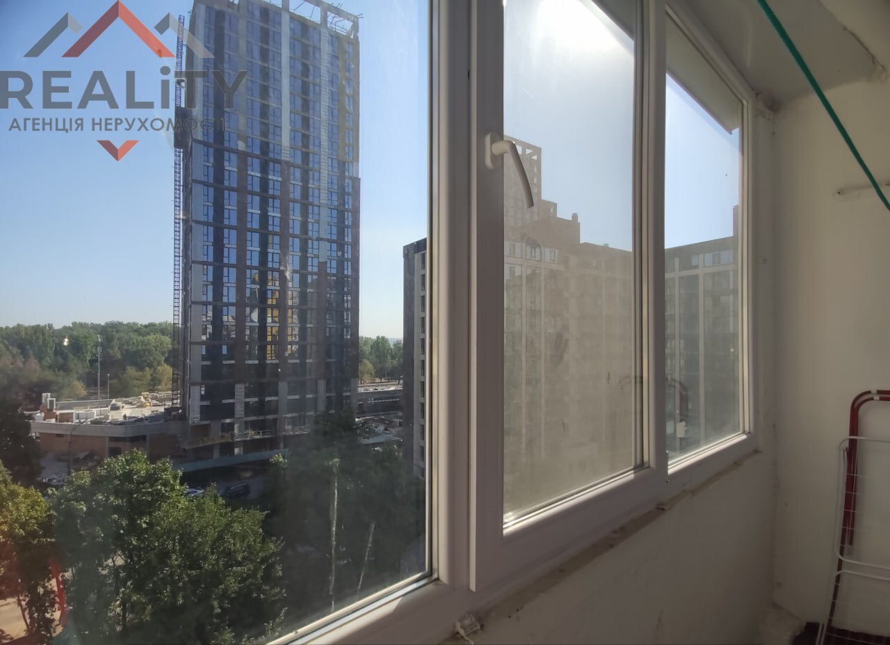 Аренда 1-комнатной квартиры 37 м², Набережная Победы ул.