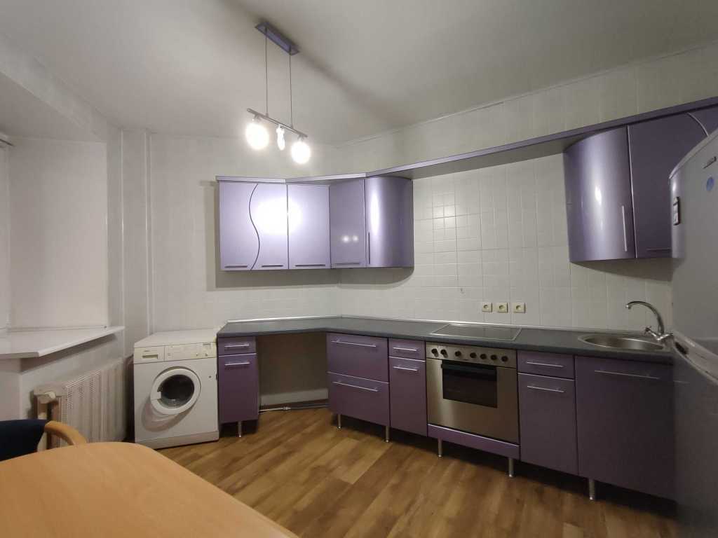 Аренда 1-комнатной квартиры 50 м², Миропольская ул., 39