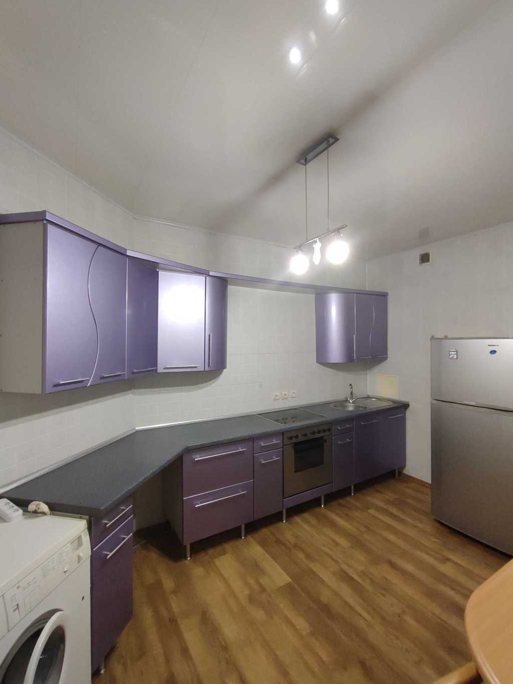Аренда 1-комнатной квартиры 50 м², Миропольская ул., 39