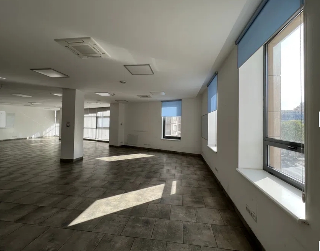 Аренда офиса 610 м², Генуэзская ул.