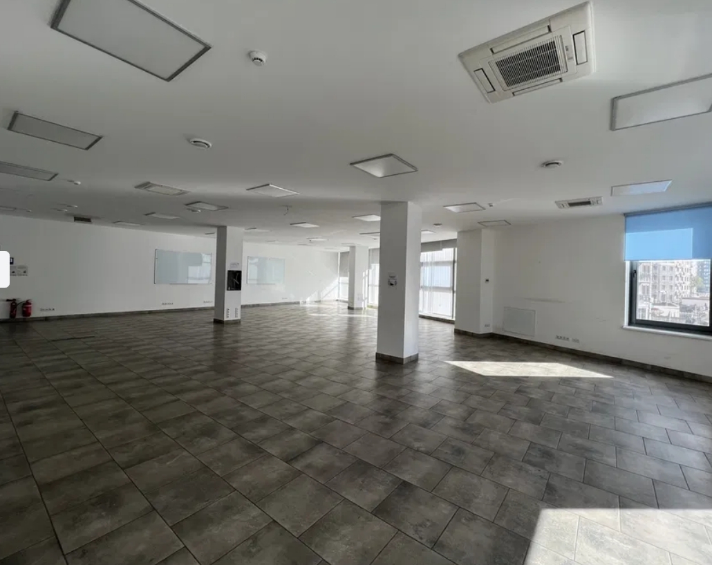 Аренда офиса 610 м², Генуэзская ул.