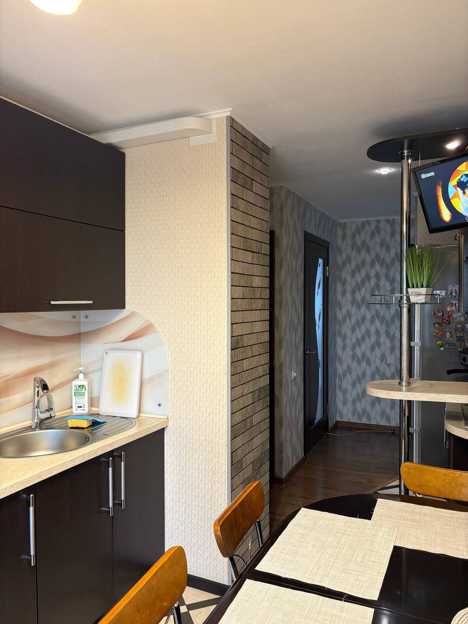 Продажа 3-комнатной квартиры 70 м², Тополь 1 ул., 48