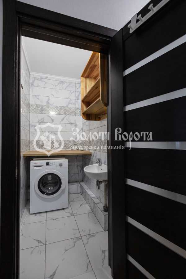 Продажа 3-комнатной квартиры 80 м², Академика Каблукова ул., 19