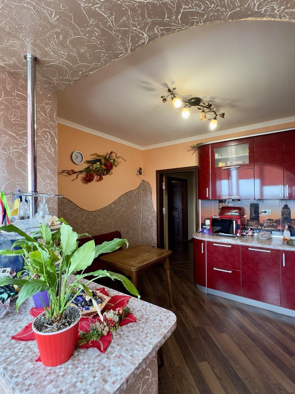 Продаж 2-кімнатної квартири 64.1 м², Ключный пер., 7