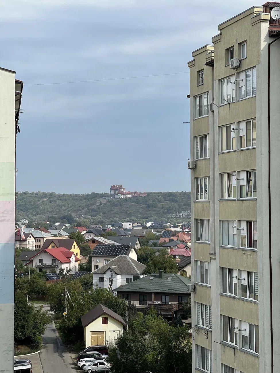 Продаж 2-кімнатної квартири 57 м², Василя Симоненка вул., 37