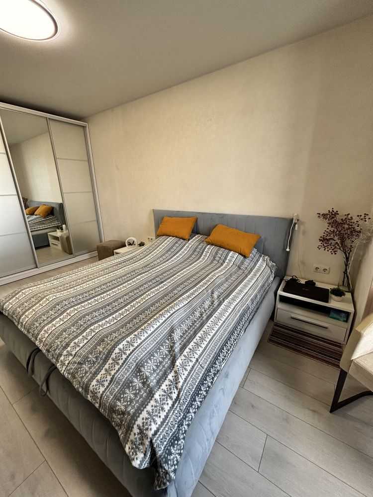 Продажа 1-комнатной квартиры 45 м², Академика Шалимова ул., 70/2