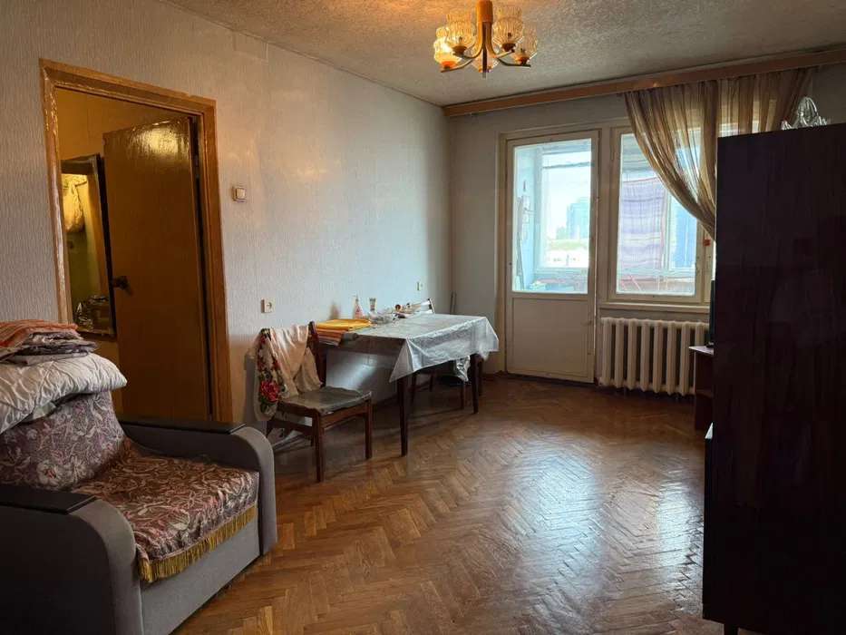 Продаж 2-кімнатної квартири 47 м², Березняківська вул., 38