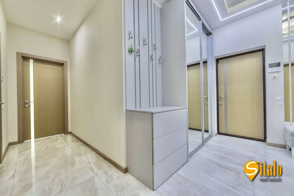 Продаж 3-кімнатної квартири 109 м², Дніпровська наб., 14А