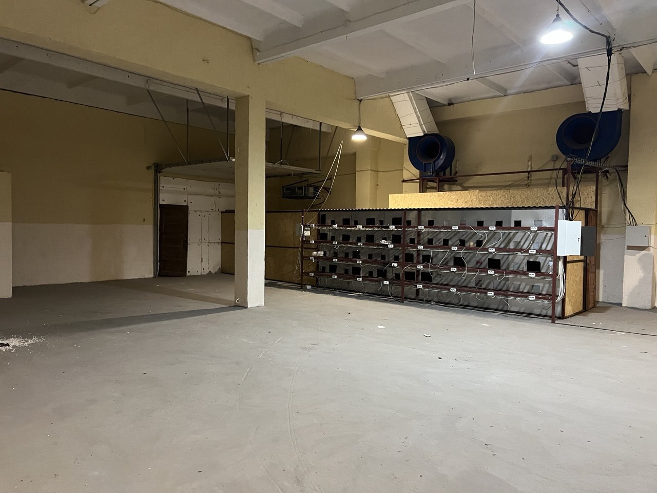 Аренда склада 896 м²