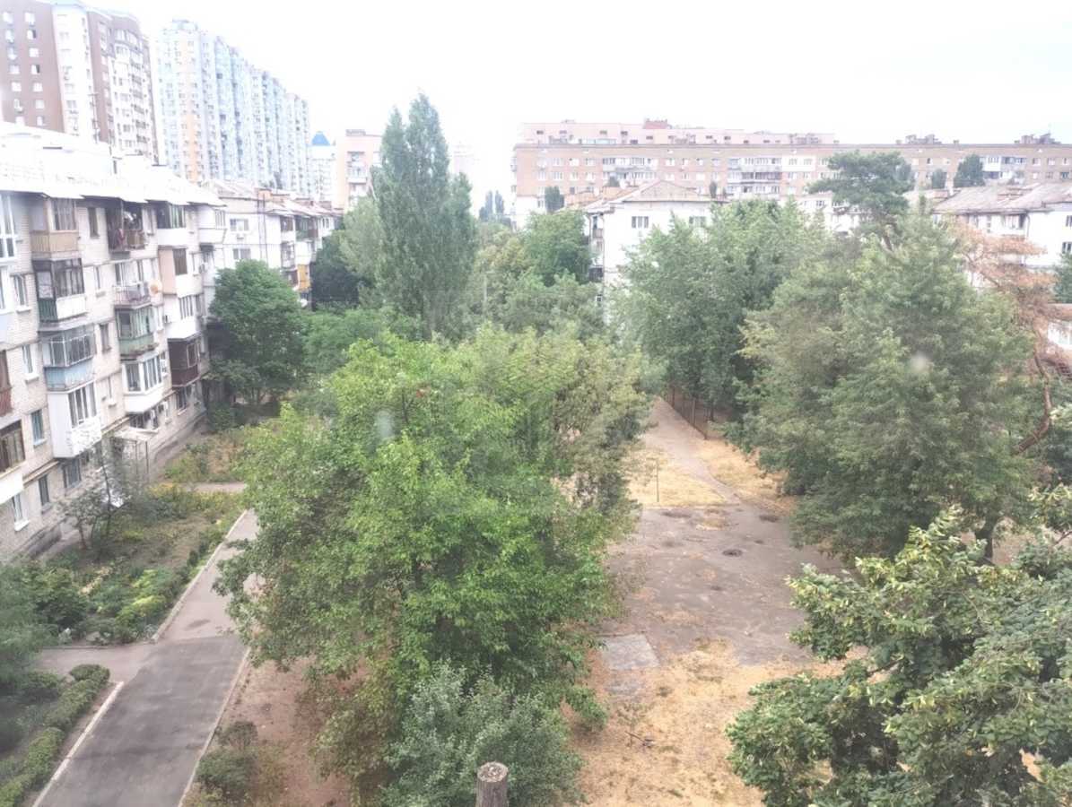 Продажа 3-комнатной квартиры 57 м², Труда бул., 6/14