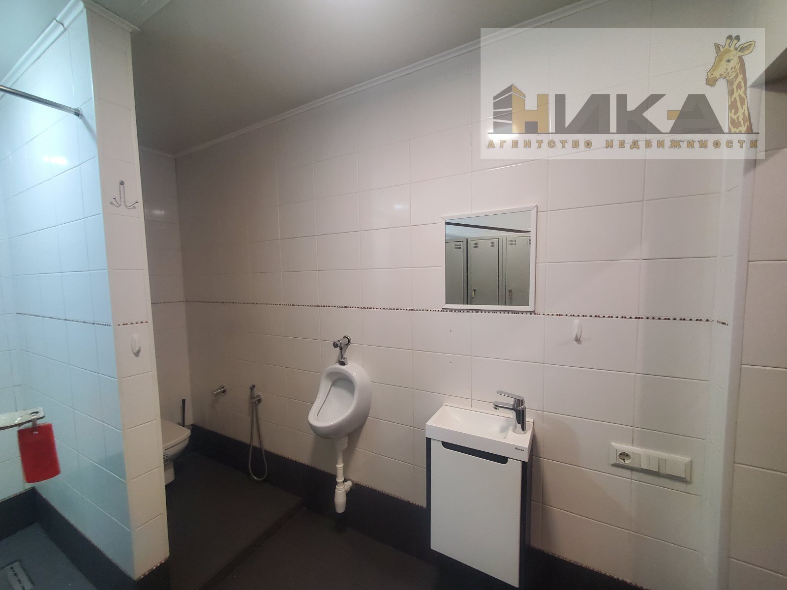 Продажа дома 300 м², Григория Чечета ул.