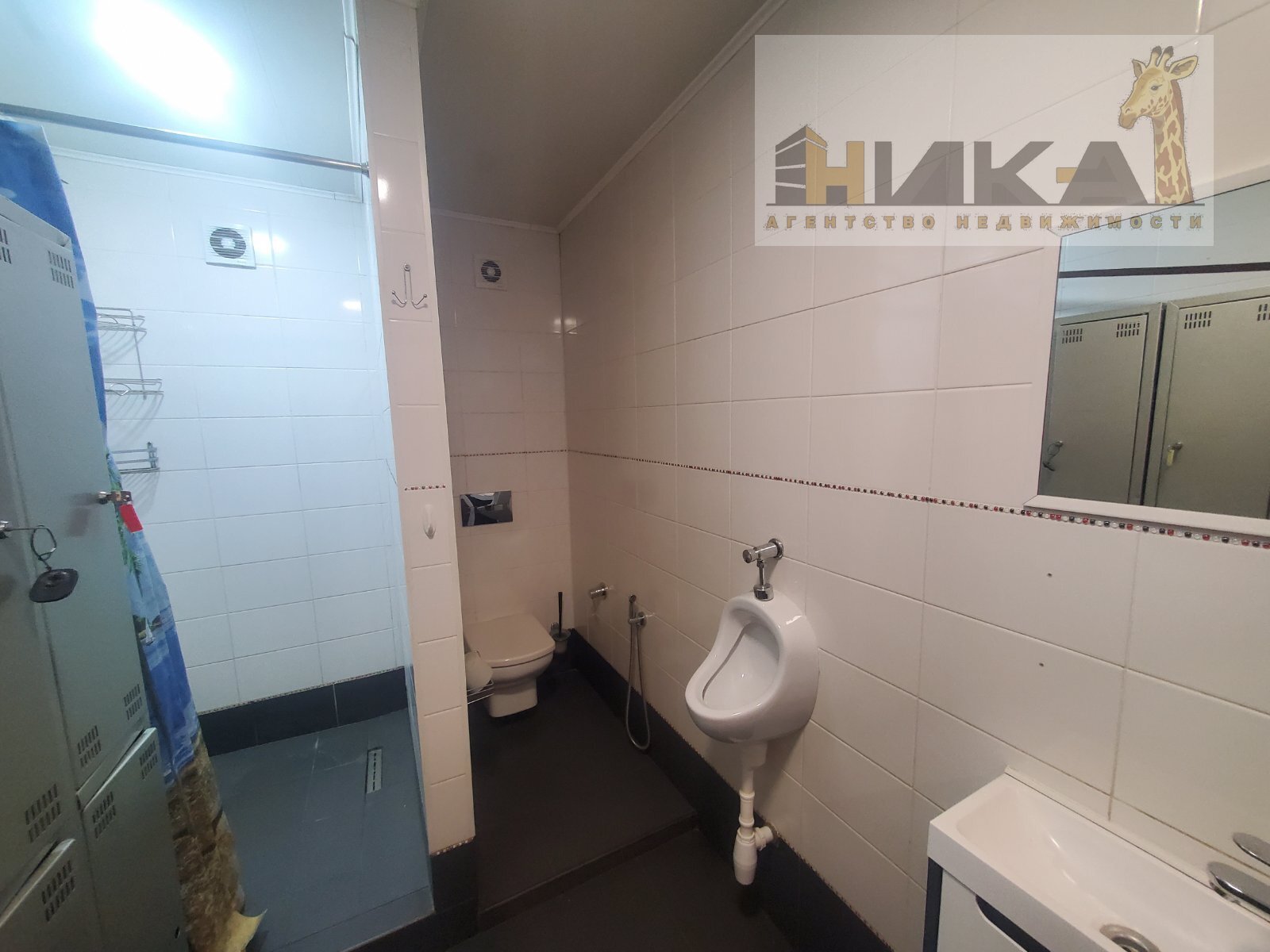 Продажа дома 300 м², Григория Чечета ул.