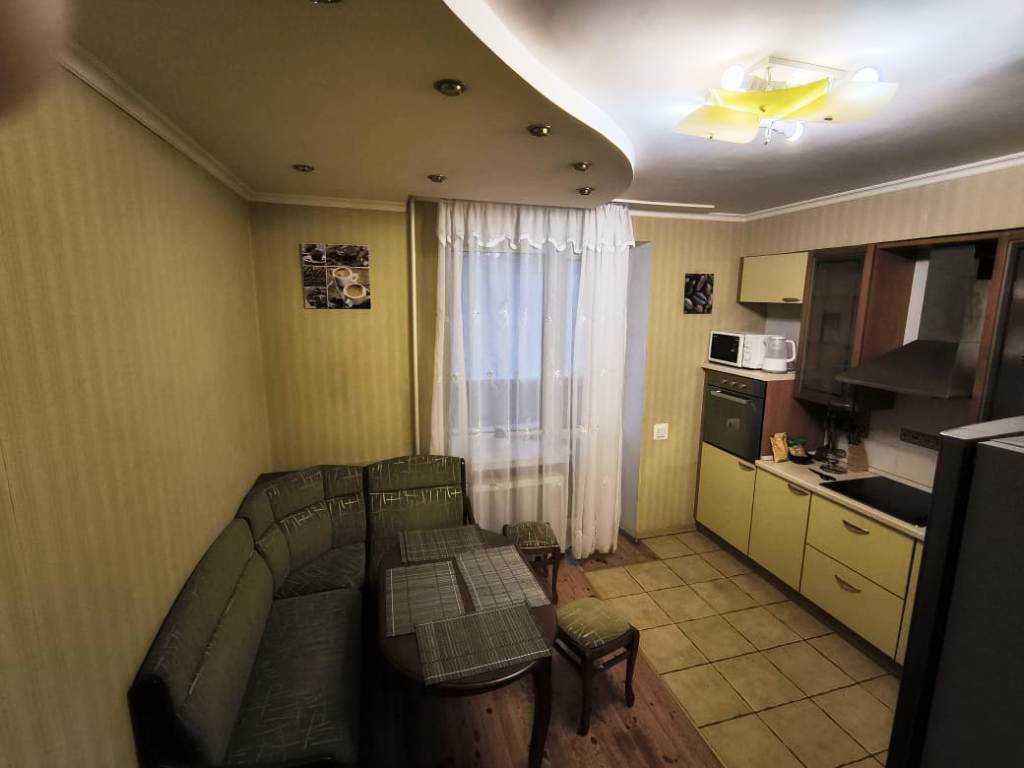 Продажа 2-комнатной квартиры 90 м², Николая Голего ул., 5