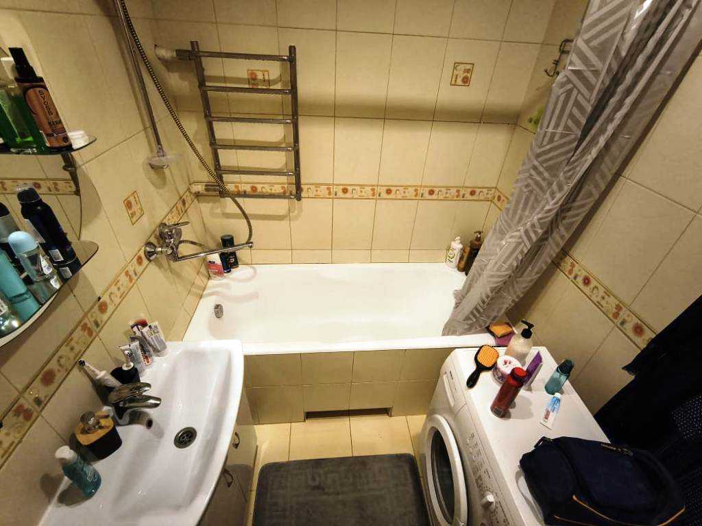 Продажа 2-комнатной квартиры 90 м², Николая Голего ул., 5