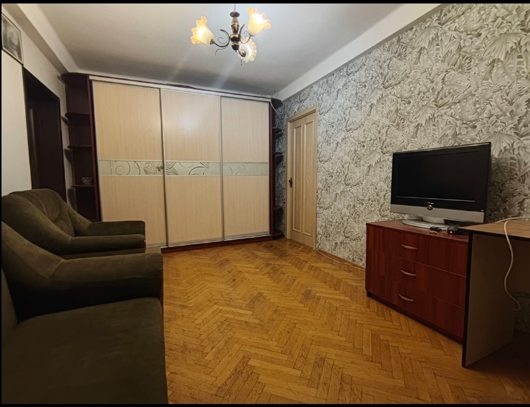 Аренда 3-комнатной квартиры 60 м², Васильковская ул., 8А