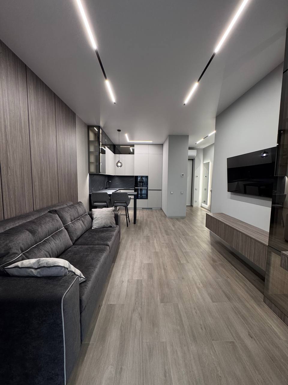 Оренда 1-кімнатної квартири 50 м², Дмитрія Яворницького просп.