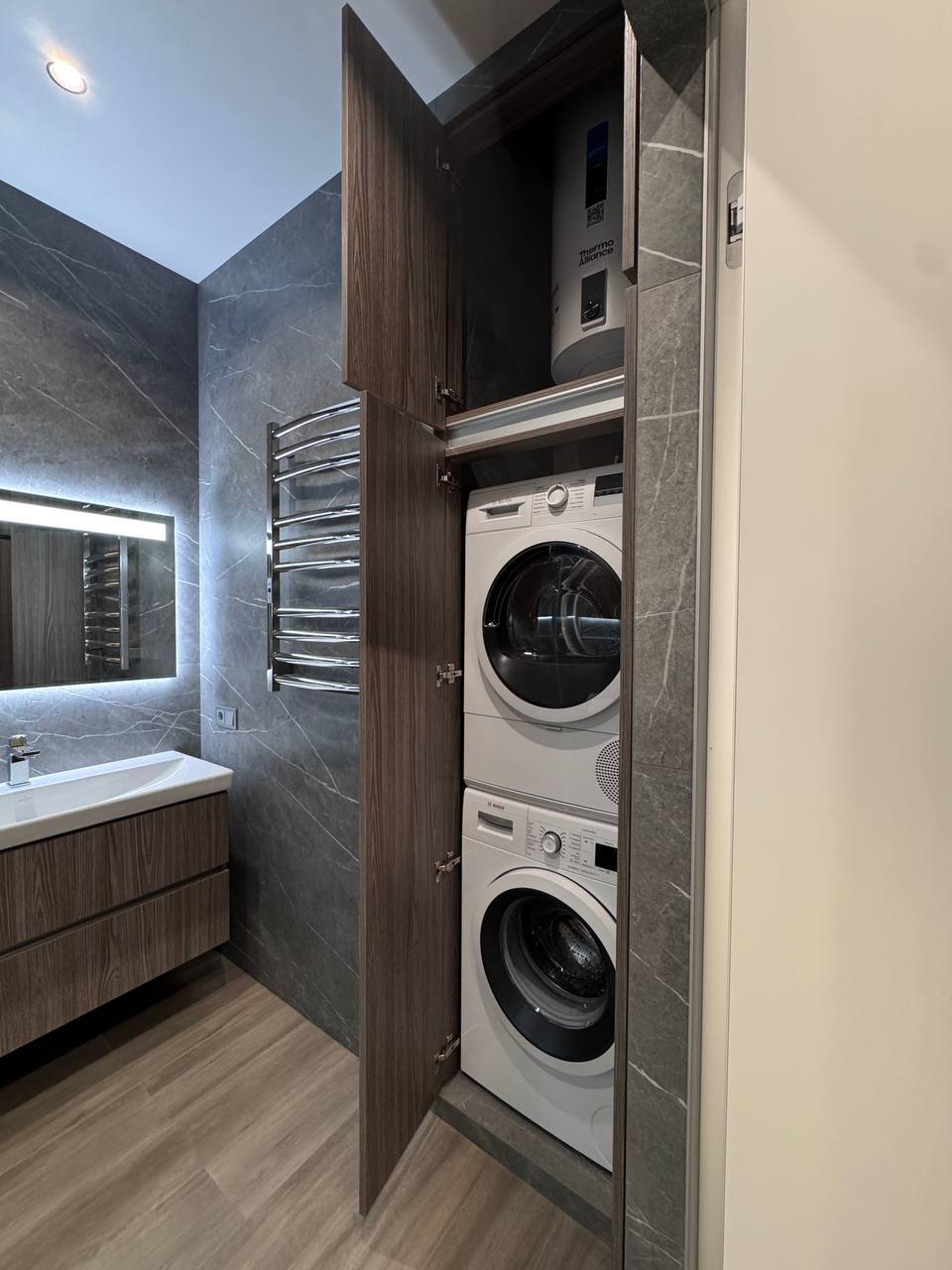 Оренда 1-кімнатної квартири 50 м², Дмитрія Яворницького просп.