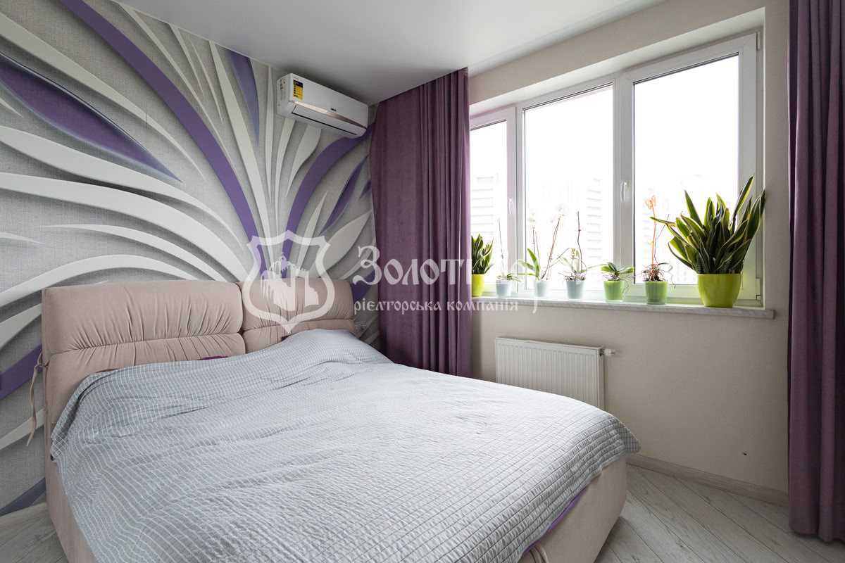 Продажа 2-комнатной квартиры 67.2 м², Андрея Аболмасова ул., 4а