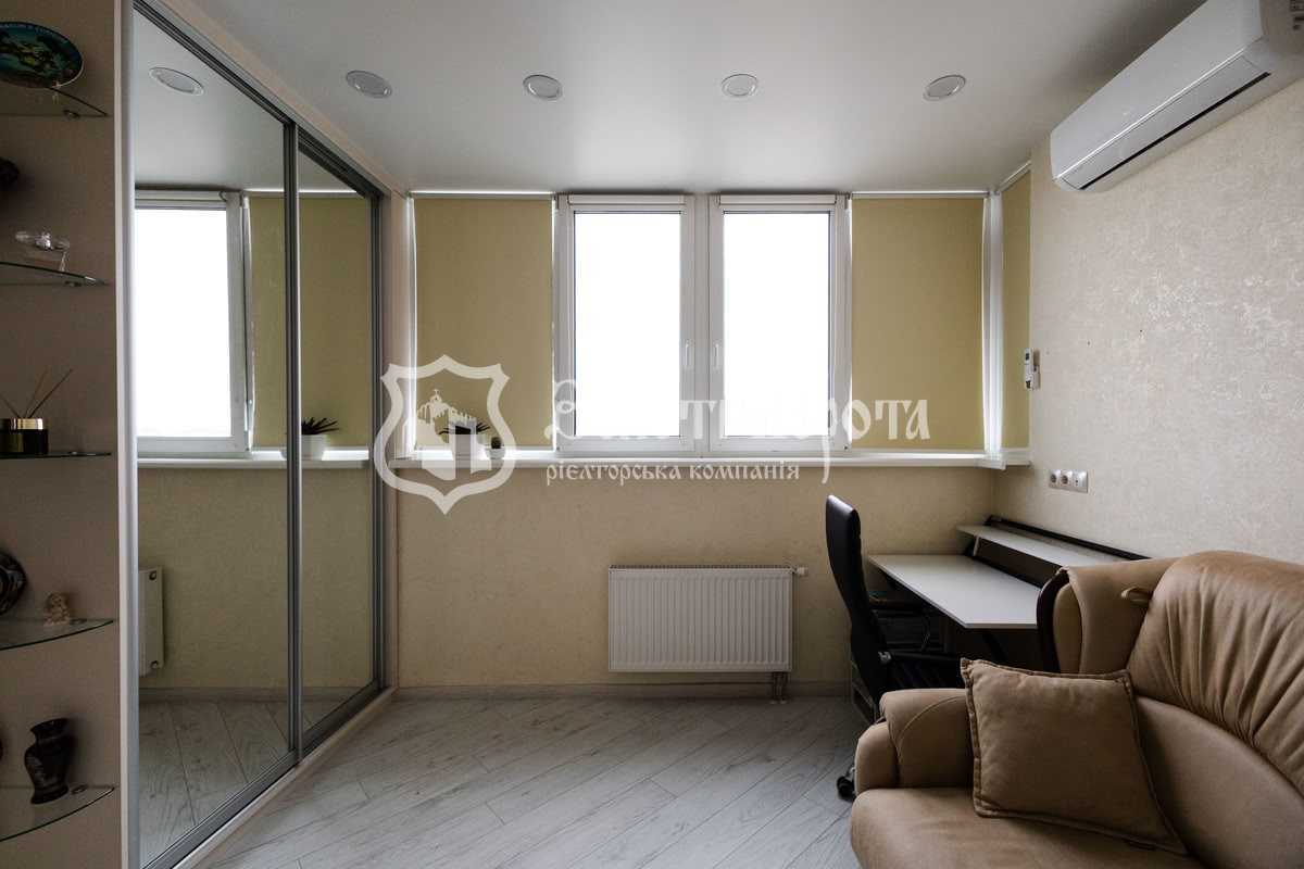 Продажа 2-комнатной квартиры 67.2 м², Андрея Аболмасова ул., 4а
