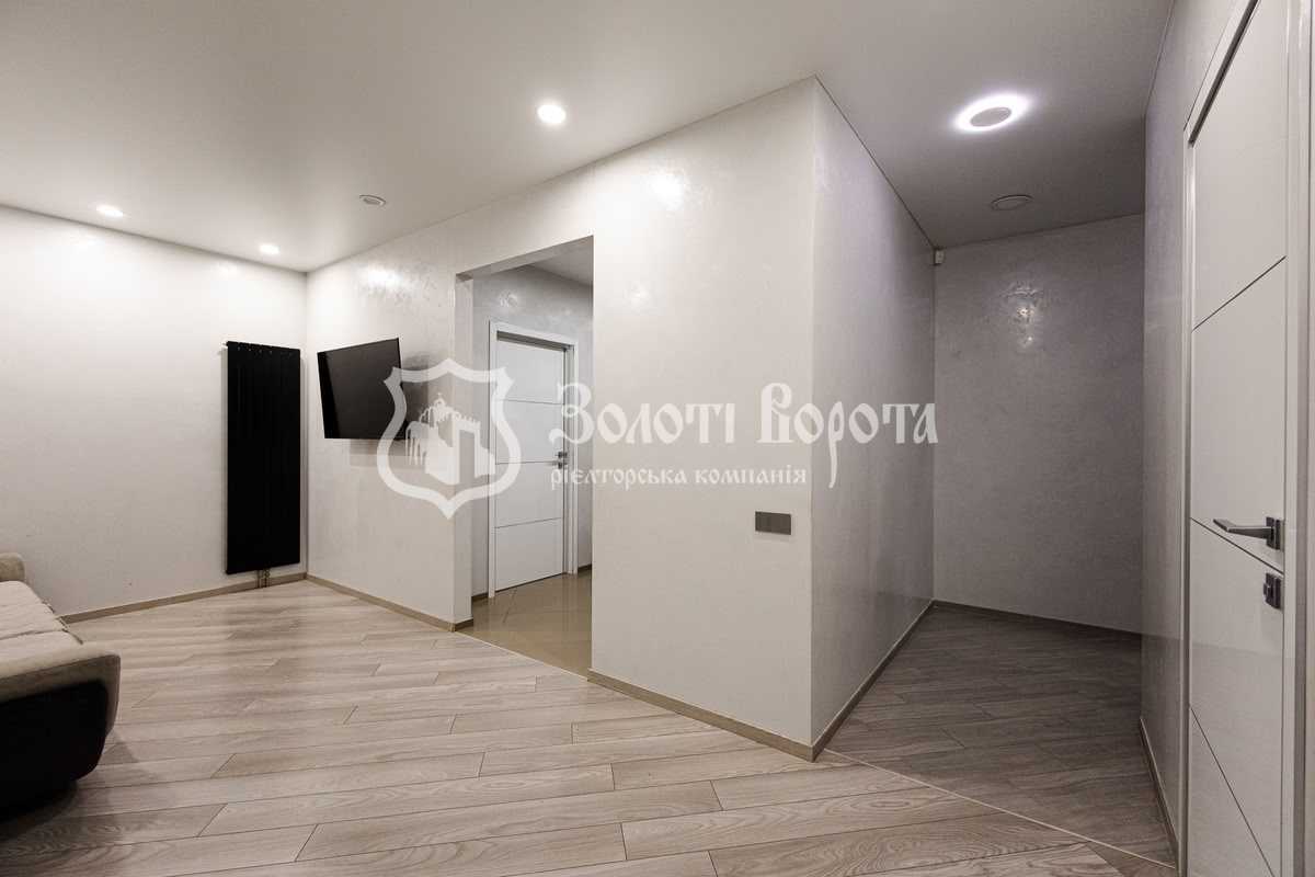 Продажа 2-комнатной квартиры 67.2 м², Андрея Аболмасова ул., 4а