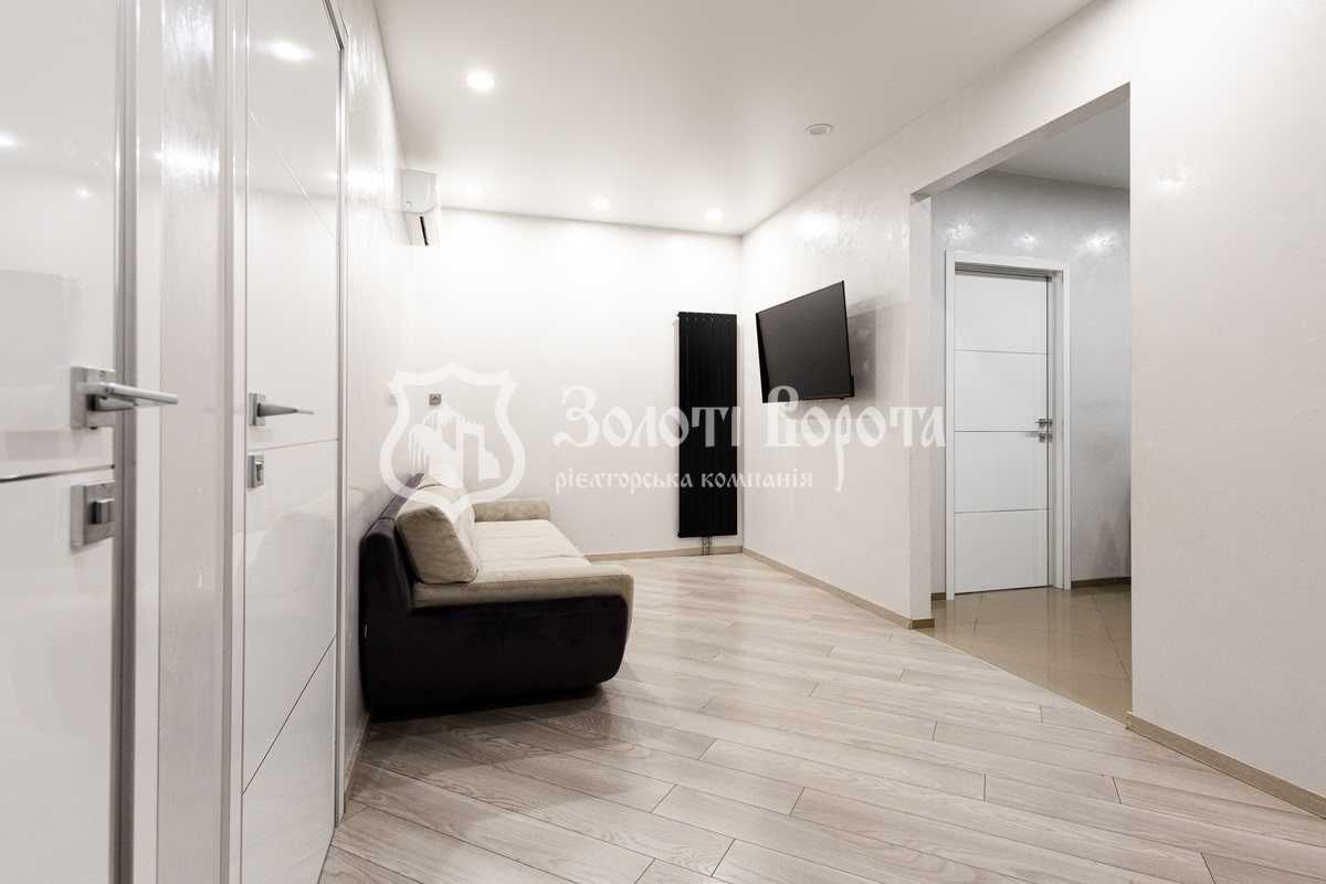Продажа 2-комнатной квартиры 67.2 м², Андрея Аболмасова ул., 4а