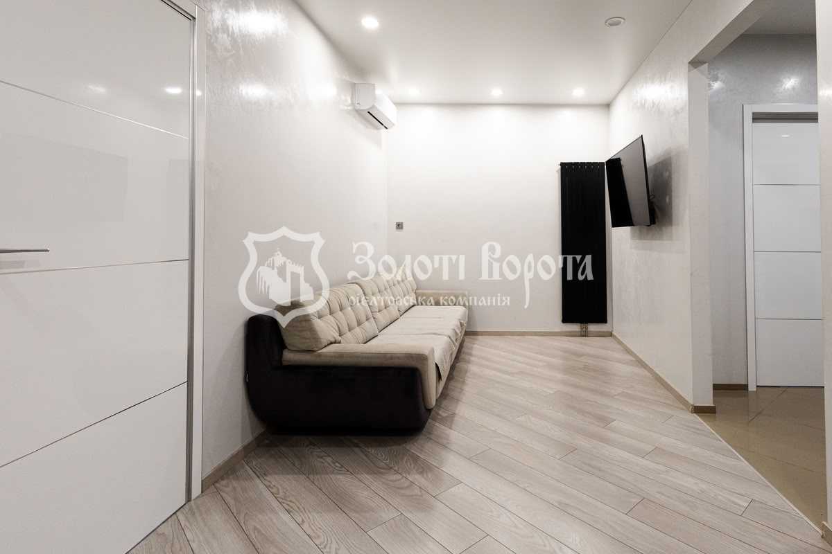 Продажа 2-комнатной квартиры 67.2 м², Андрея Аболмасова ул., 4а