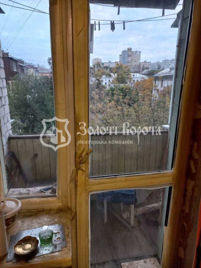 Продажа 3-комнатной квартиры 59.9 м², Александра Попова ул., 6