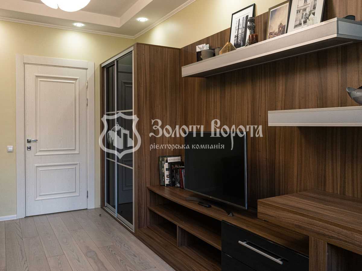 Продаж 2-кімнатної квартири 77.1 м², Патріарха Мстислава Скрипника вул., 40