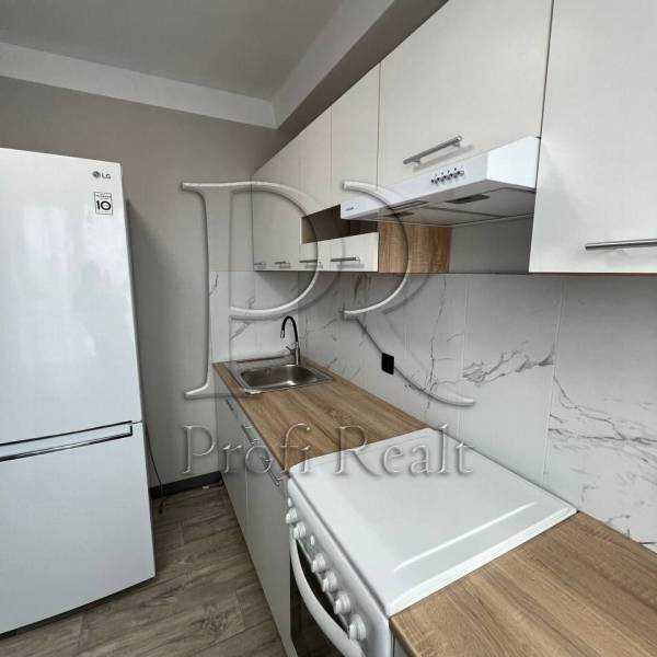 Продажа 2-комнатной квартиры 47 м², Березняковская ул., 24