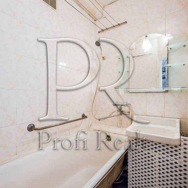 Продажа 2-комнатной квартиры 45 м², Леся Курбаса просп., 9Ж