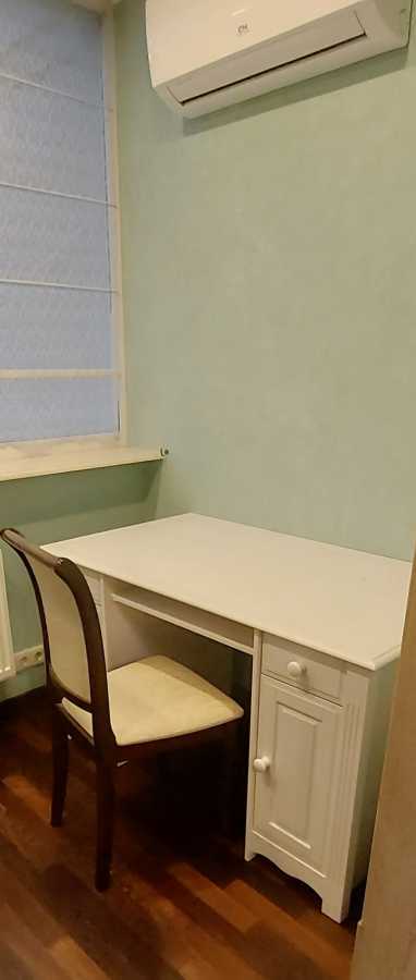 Продажа 5-комнатной квартиры 172 м², Боголюбова ул., 16