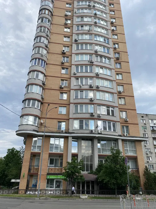 Аренда торгового помещения 168 м², Профессора Подвысоцкого ул.