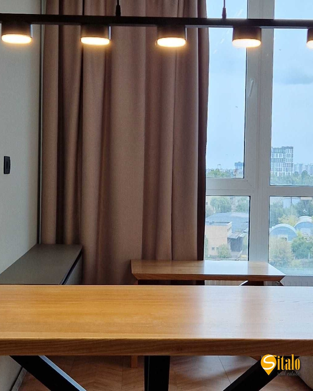 Продаж 1-кімнатної квартири 42 м², Причальна вул., 10