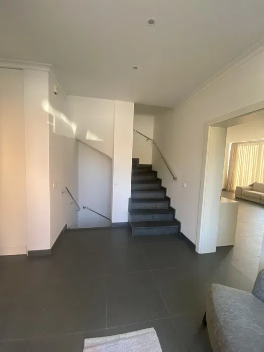 Аренда коттеджа 380 м², 5-я Абрикосовая ул.