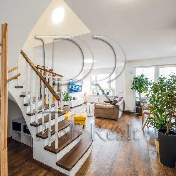Продажа 3-комнатной квартиры 84 м², Шолуденко ул., 1А