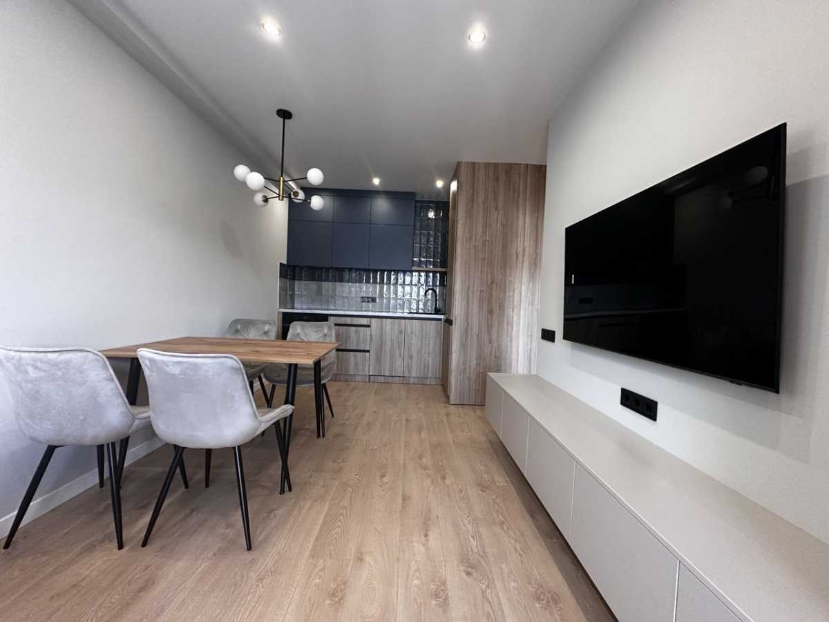 Продаж 1-кімнатної квартири 42 м², Михайла Максимовича вул., 48в