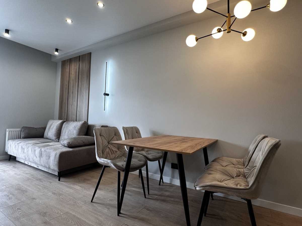Продаж 1-кімнатної квартири 42 м², Михайла Максимовича вул., 48в