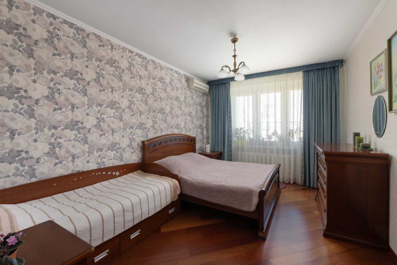 Продажа 3-комнатной квартиры 98 м², Старонаводницкая ул., 8А