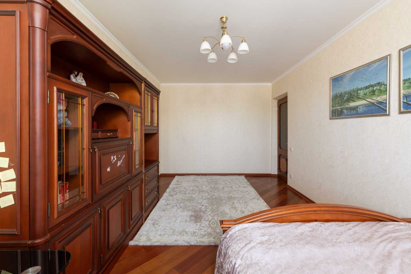 Продажа 3-комнатной квартиры 98 м², Старонаводницкая ул., 8А
