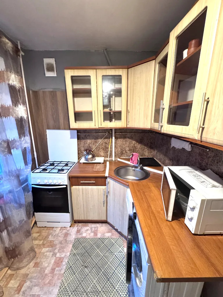 Аренда 2-комнатной квартиры 50 м², Тополь 1 ул., 2