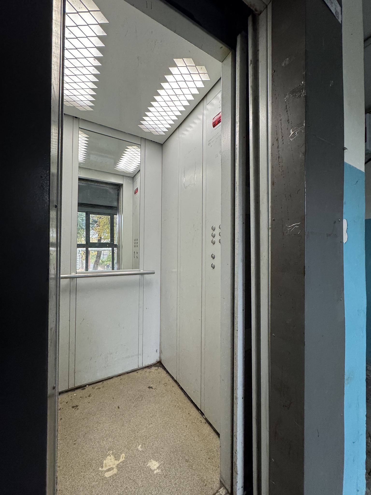 Продажа 1-комнатной квартиры 30 м², Слобожанский просп., 129