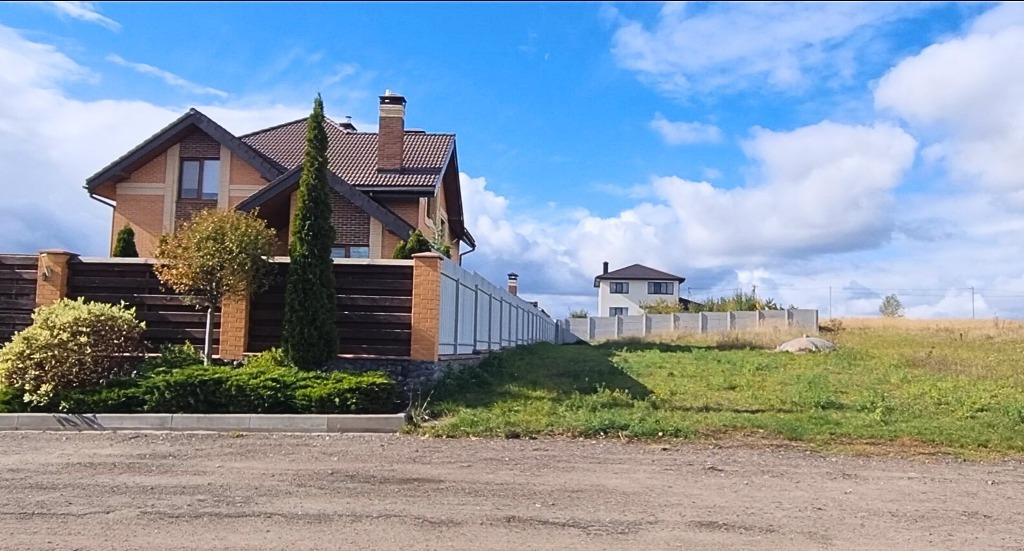 Продажа участка под индивидуальное жилое строительство 8.26 соток