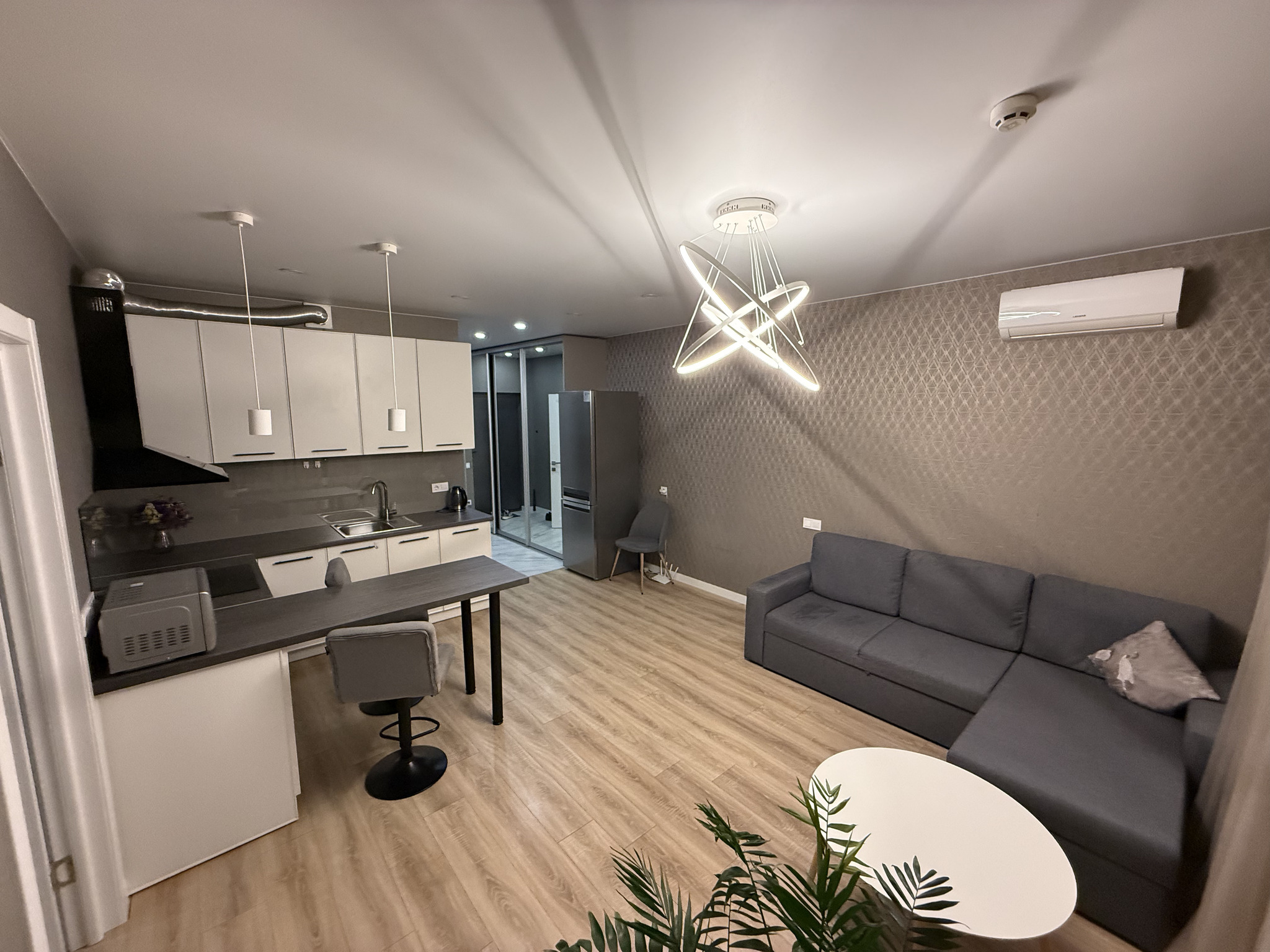 Продажа 1-комнатной квартиры 50.1 м², Каменская ул., 6