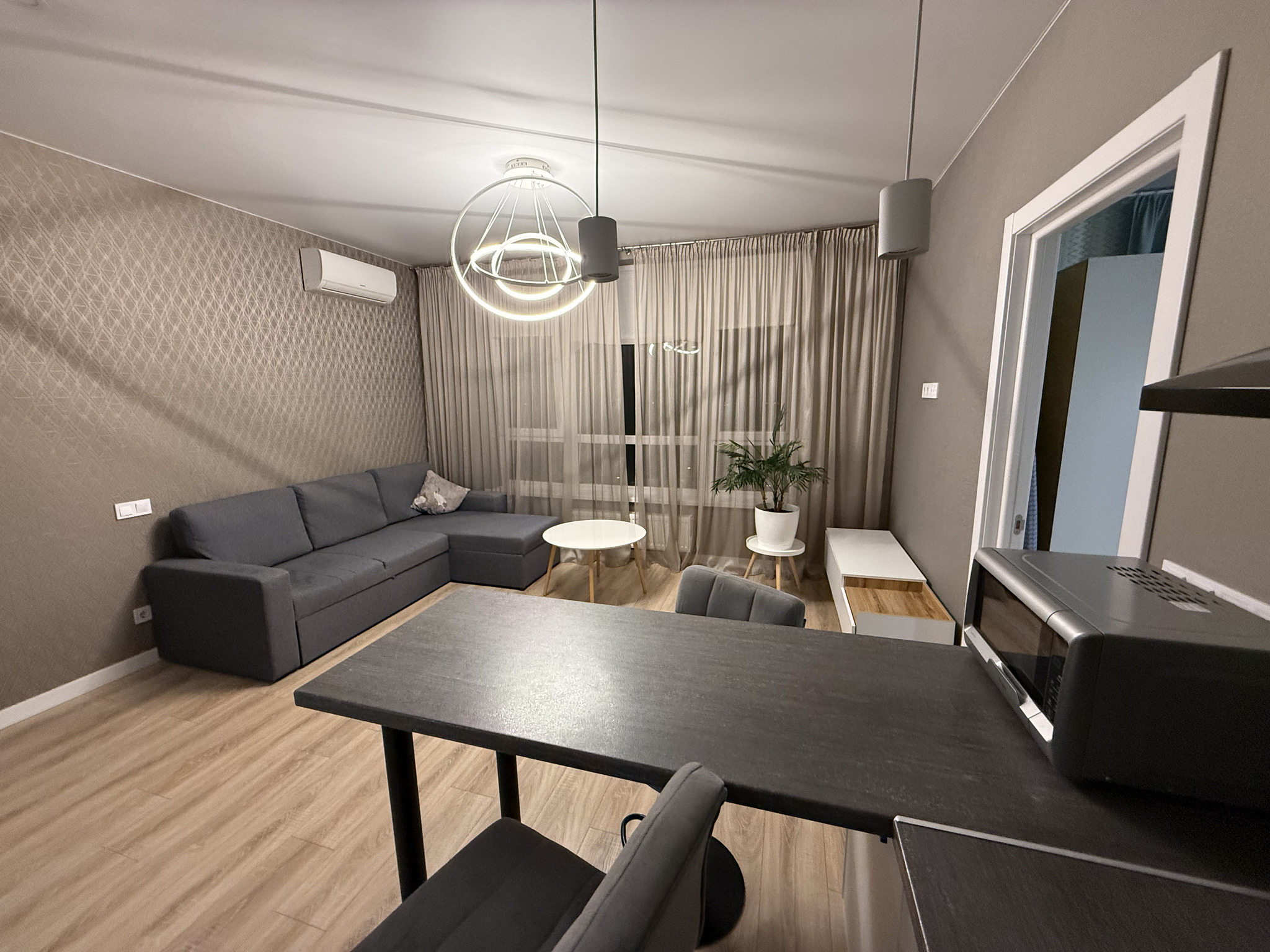 Продажа 1-комнатной квартиры 50.1 м², Каменская ул., 6