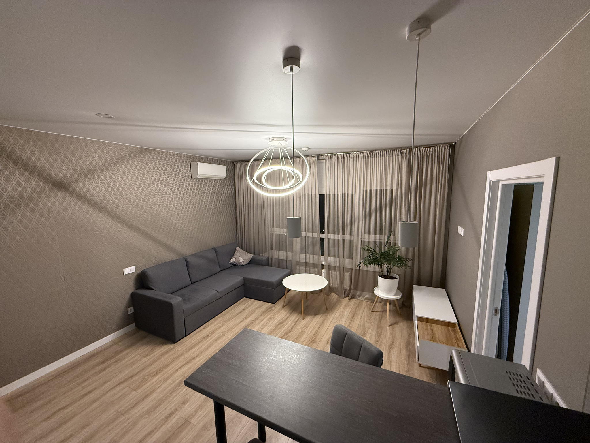 Продажа 1-комнатной квартиры 50.1 м², Каменская ул., 6
