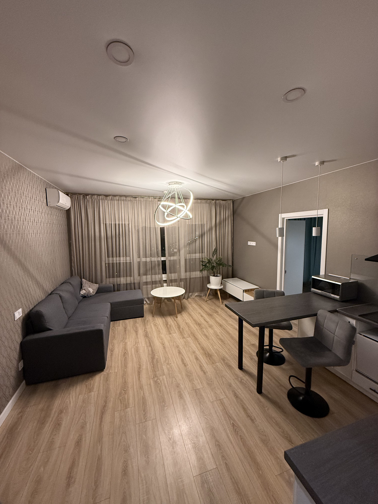 Продажа 1-комнатной квартиры 50.1 м², Каменская ул., 6