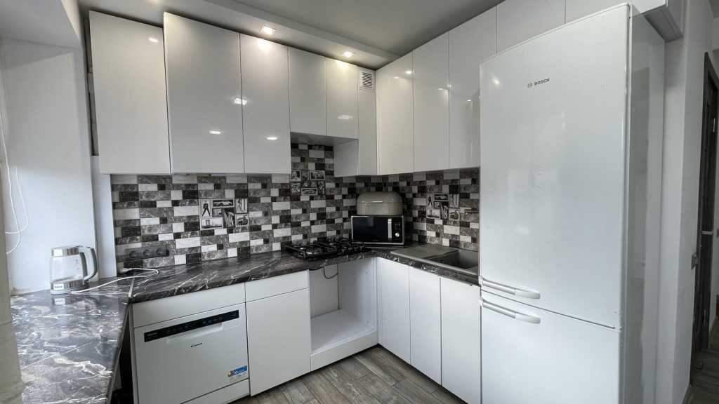 Продажа 2-комнатной квартиры 51.2 м², Заречанская ул.