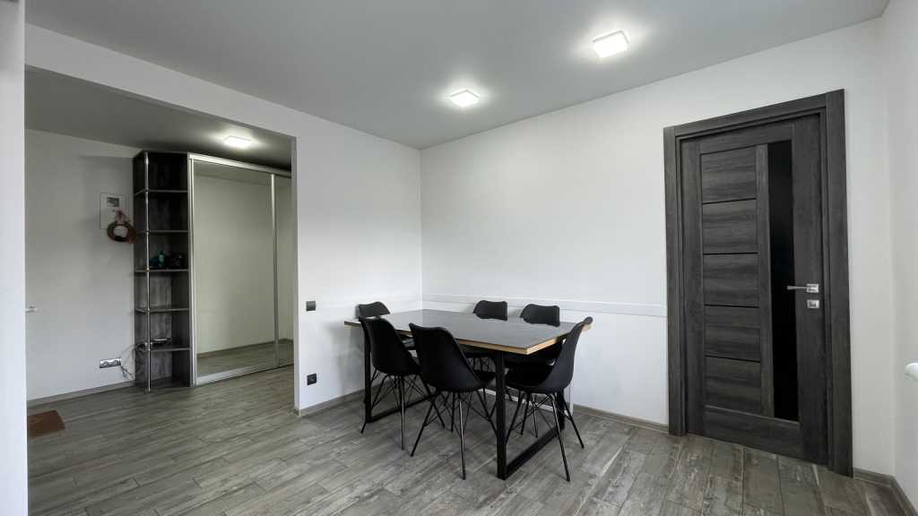 Продажа 2-комнатной квартиры 51.2 м², Заречанская ул.